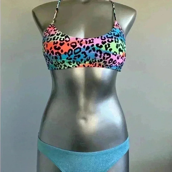 🆕Women’s | String Bikini Top - Picture 4 of 16